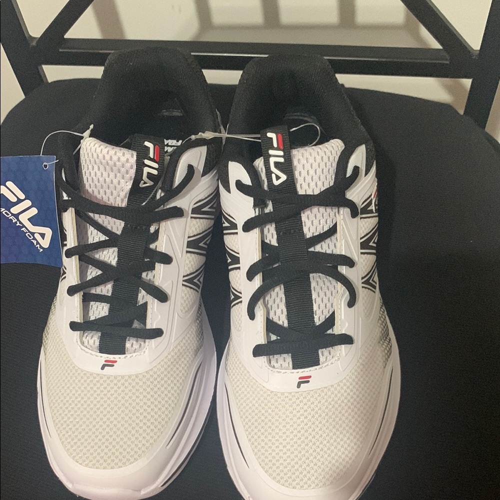 Brand New Fila White and Black Sneakers Size 9